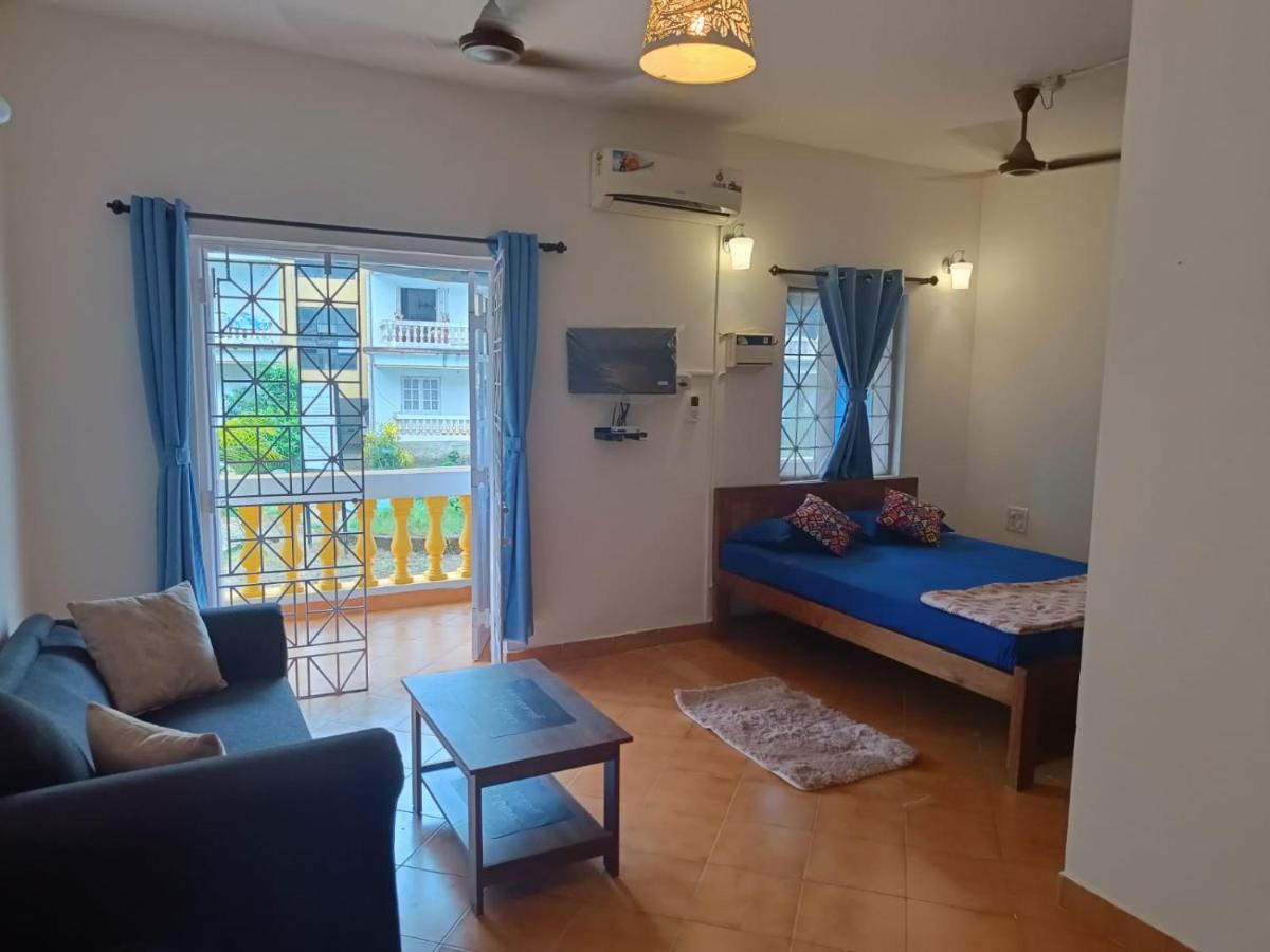 Contemporary Studio Apartment In Calangute, Goa Exteriör bild